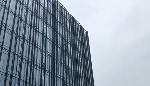 自主搭建与外包推广：企业推广服务的取舍分析